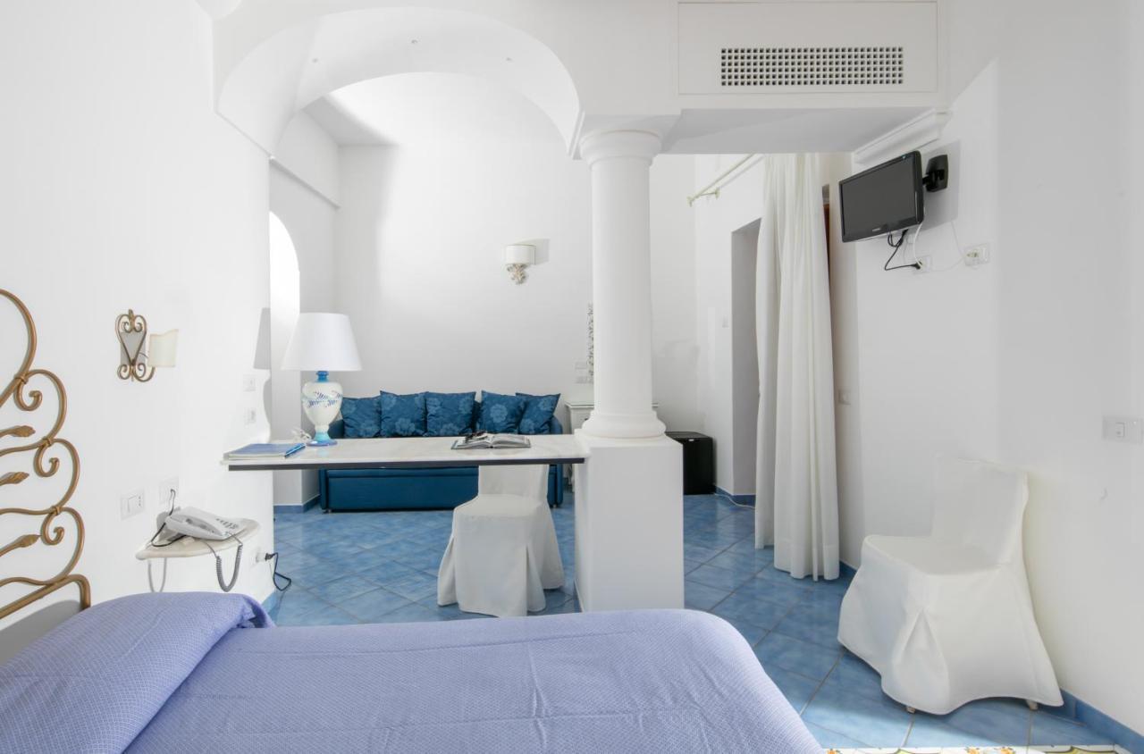 Hotel Vittoria Positano Esterno foto