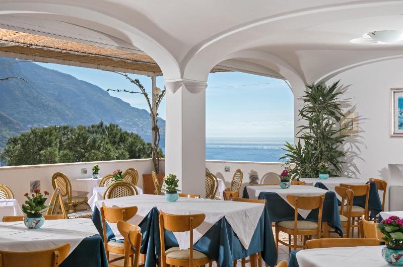 Hotel Vittoria Positano Esterno foto