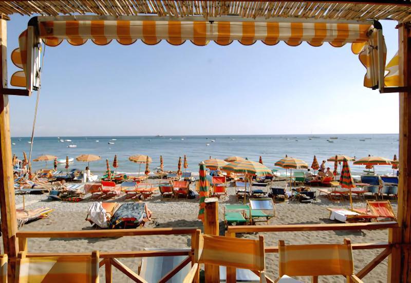 Hotel Vittoria Positano Esterno foto