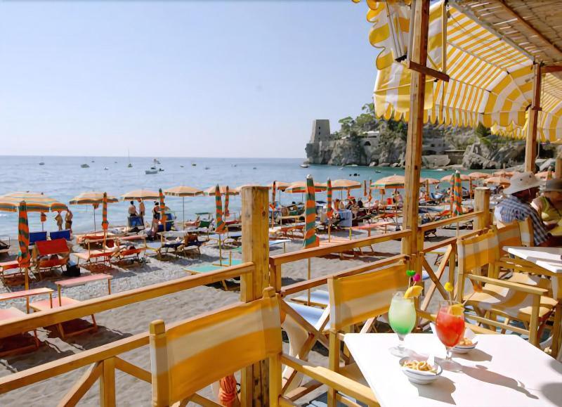 Hotel Vittoria Positano Esterno foto
