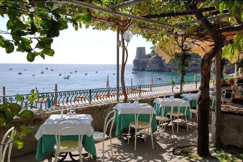 Hotel Vittoria Positano Esterno foto