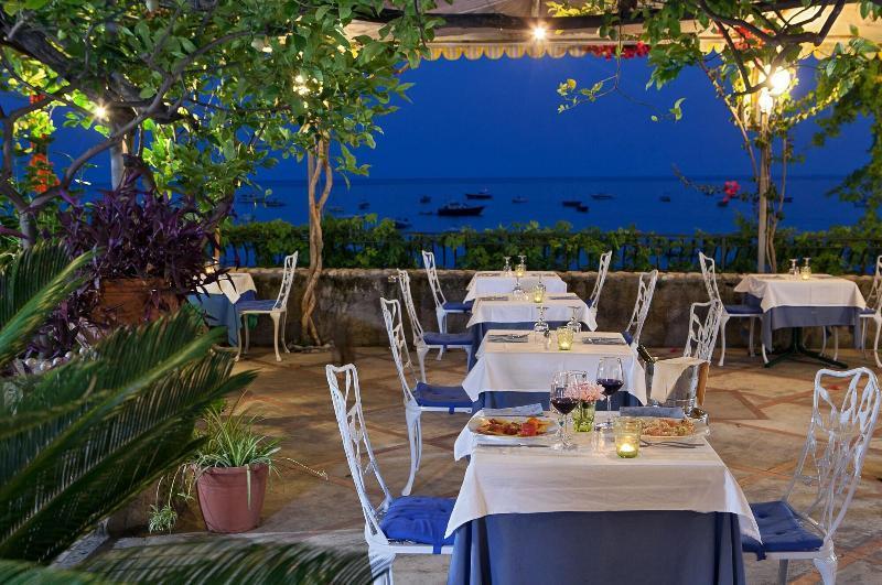 Hotel Vittoria Positano Esterno foto