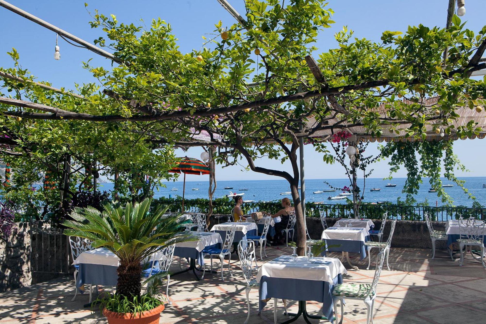 Hotel Vittoria Positano Esterno foto