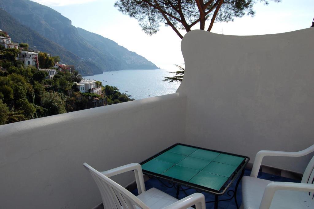 Hotel Vittoria Positano Camera foto