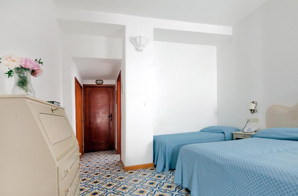 Hotel Vittoria Positano Camera foto